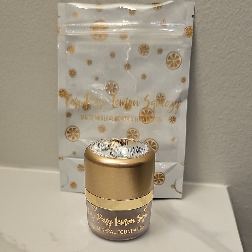 Belle Beauty Easy Peasy Lemon Squeezy Matte Mineral Powder Foundation In Medium